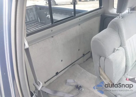 2000 Nissan Frontier Xe из США, поврежденный, VIN 1N6DD26S2YC411207